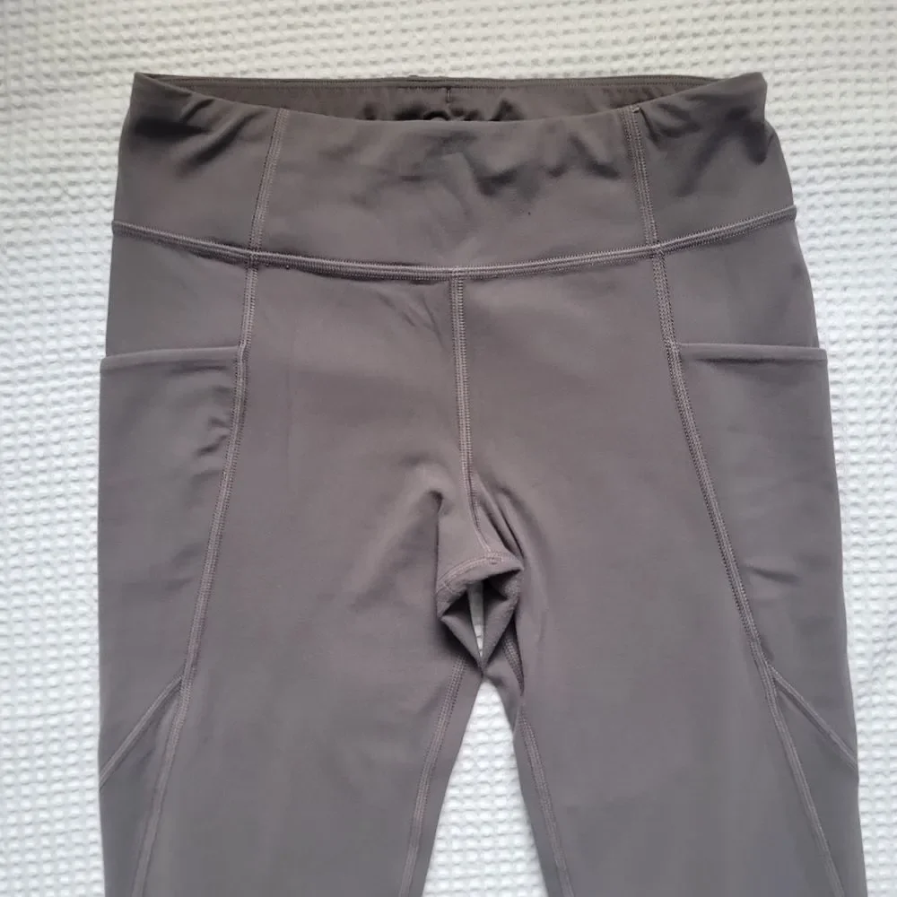 Athleta girl Ash tour Treasures Tight size XL stretch